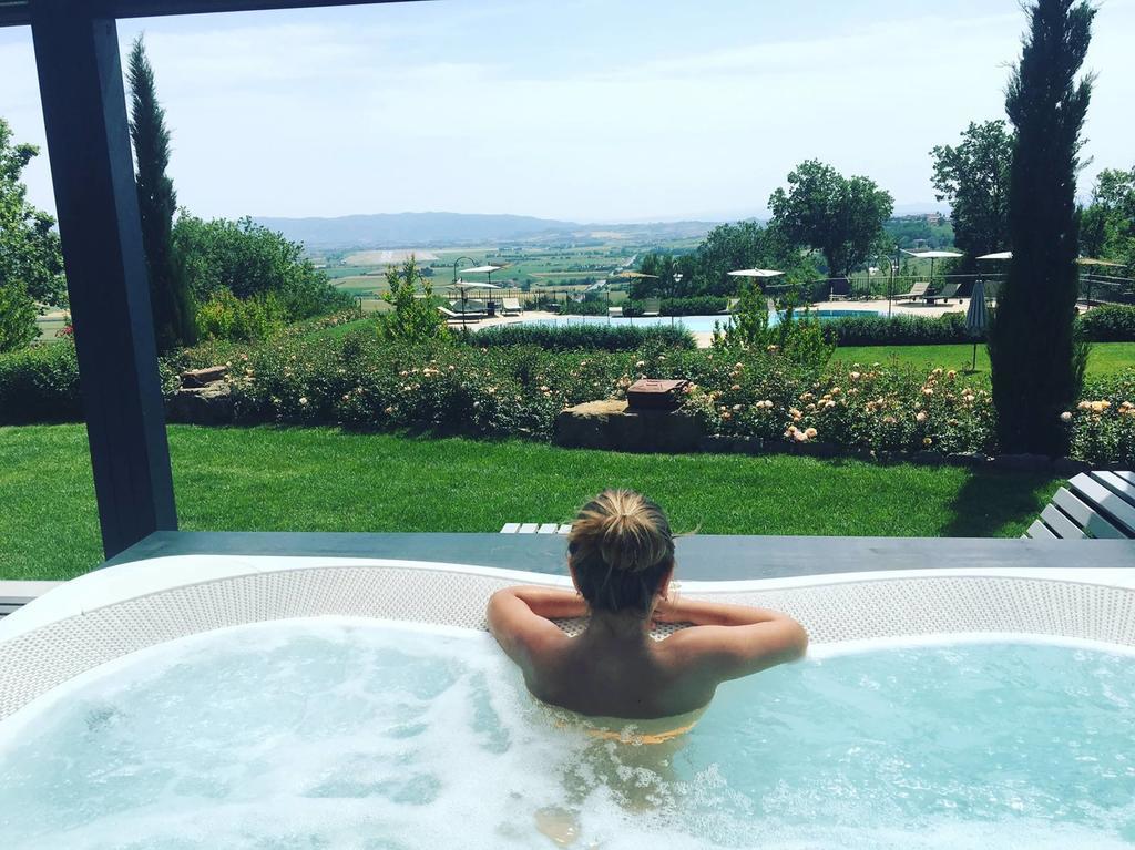Il Melograno Agriturismo & Spa 피아넬로 외부 사진