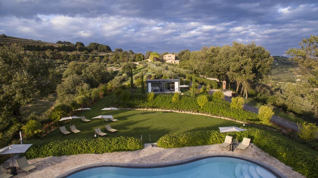 Il Melograno Agriturismo & Spa 피아넬로 외부 사진